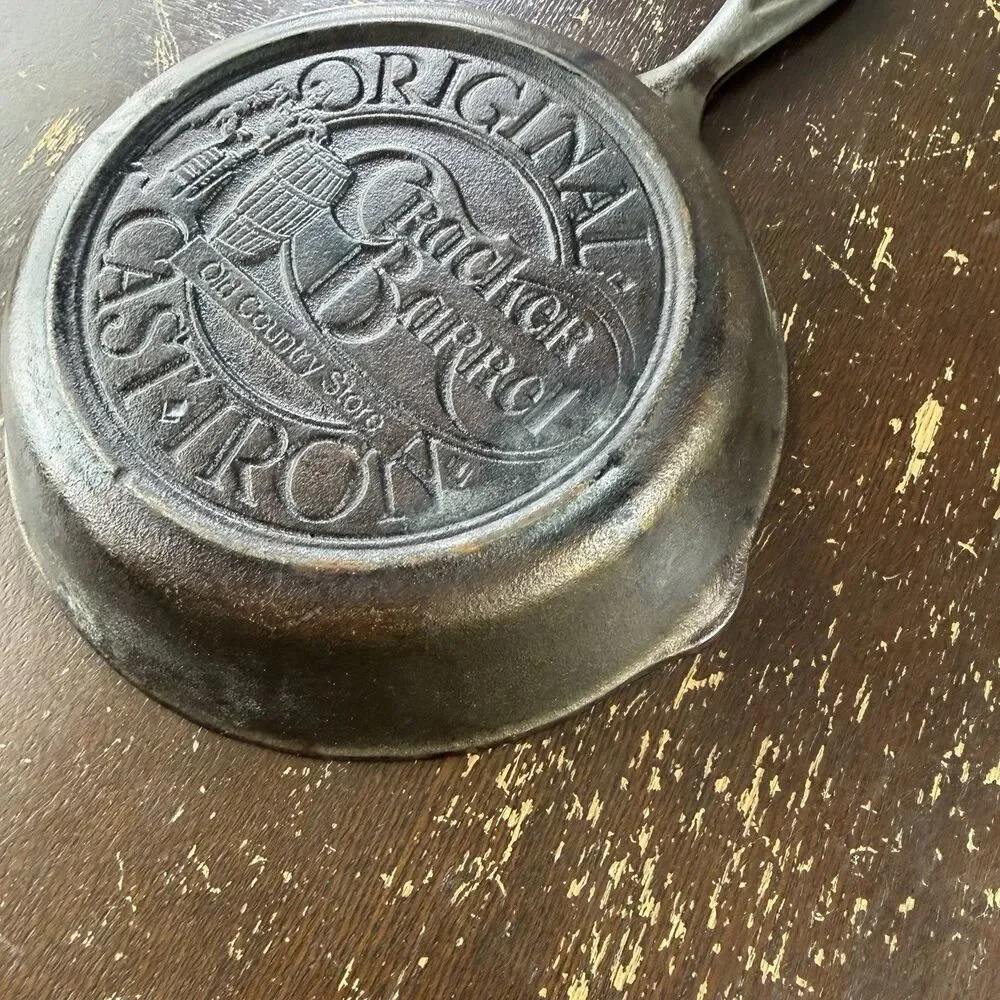 Vintage Cracker Barrel 8” Cast Iron Skillet Old Country Store Lodge Original